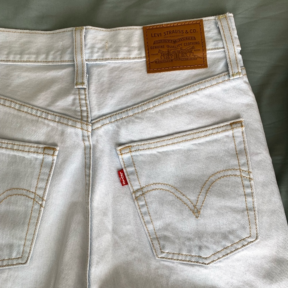 Levi’s Ribcage Wide Leg (NWOT)
